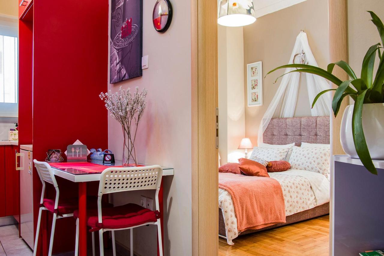 City Stay Close To The Metro A Charming Flat Athen Exterior foto